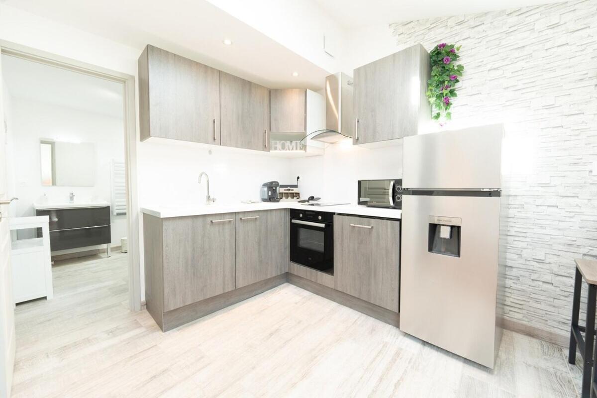 Apartment Le Charme Sous Les Toits Classe 3 Etoiles Riez