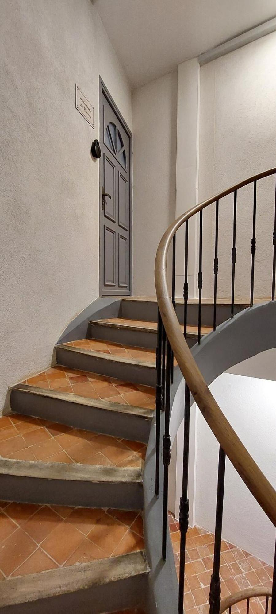 Le Charme Sous Les Toits Classe 3 Etoiles Apartment